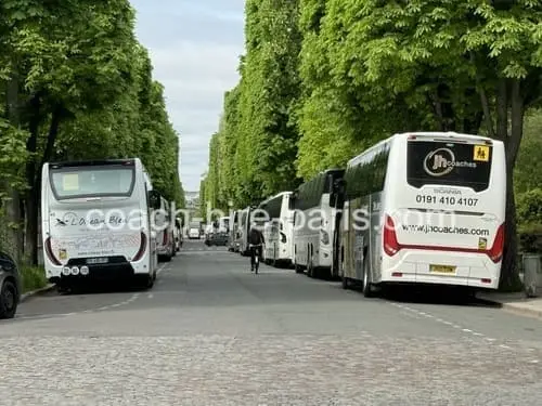 paris-cours-la-reine-bus-park Cours la Reine coach park in Paris. Bus rental in Paris